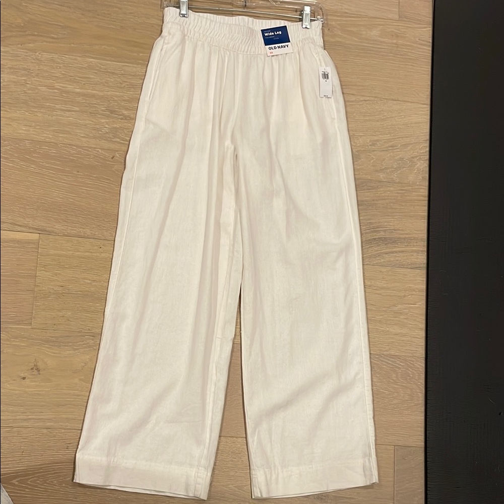 Old Navy High Rise Creamy White Wide Leg Pants